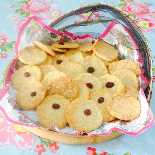 Melting Moments home-made biscuits.